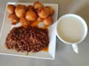 Le Traditionnel — Beignets Haricots & Bouillie